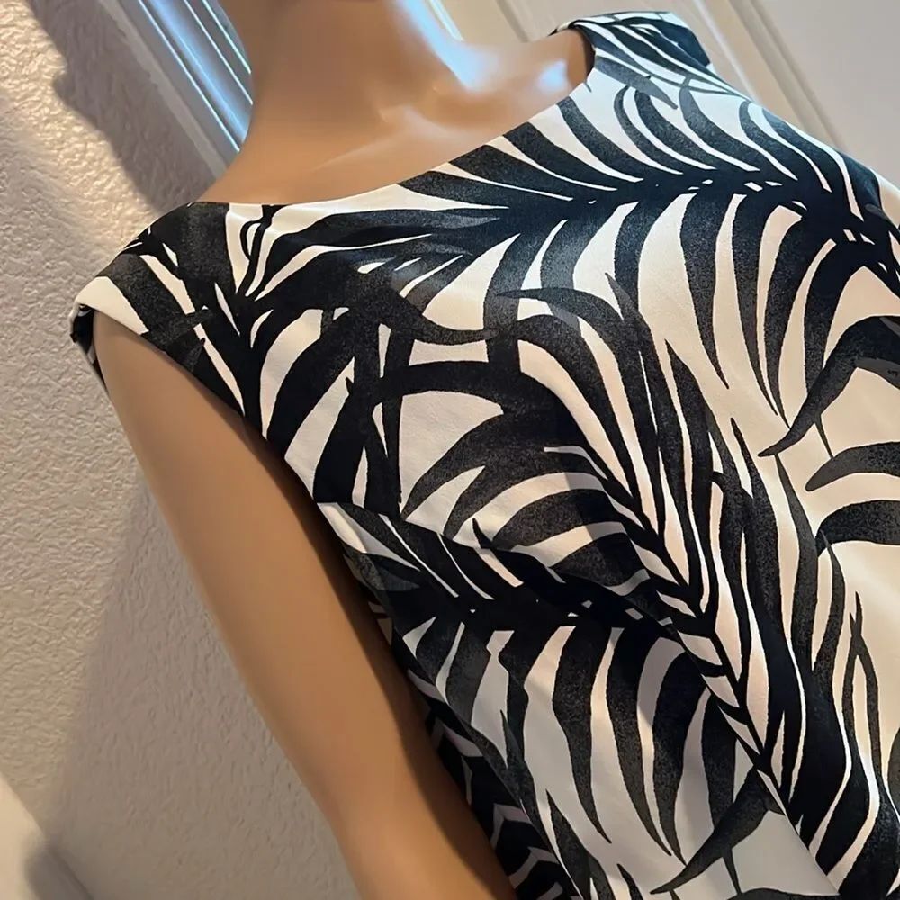 Dressbarn Monochrome Leaf Pattern Dress Sz 20W Boat Neck Sleeveless Taupe Black - Picture 3 of 11